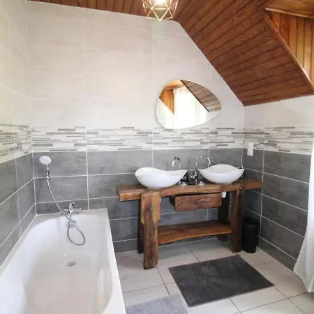 Maison Renovee Au Coeur Du Cantal, Animaux Acceptes - Fr-1-742-469 Casa vacanze *
